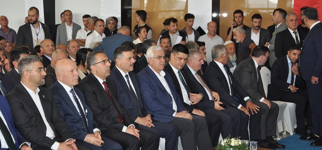 Bakan Yardımcımız Sayın Prof.Dr.Ahmet GÜMEN Erzurum Uluslararası Tarım Fuarı açılışını yapmıştır.