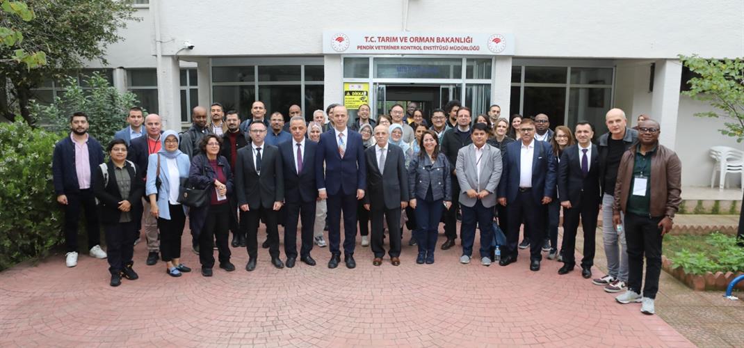 İslam Kalkınma Bankası Üyeleri ve Avrupa Sağlık Acil Durum Otoritesi Uzmanları Enstitü Müdürlüğümüz Ziyareti